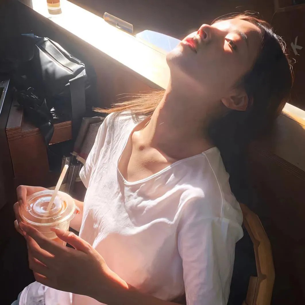 摇摇晃晃的人间